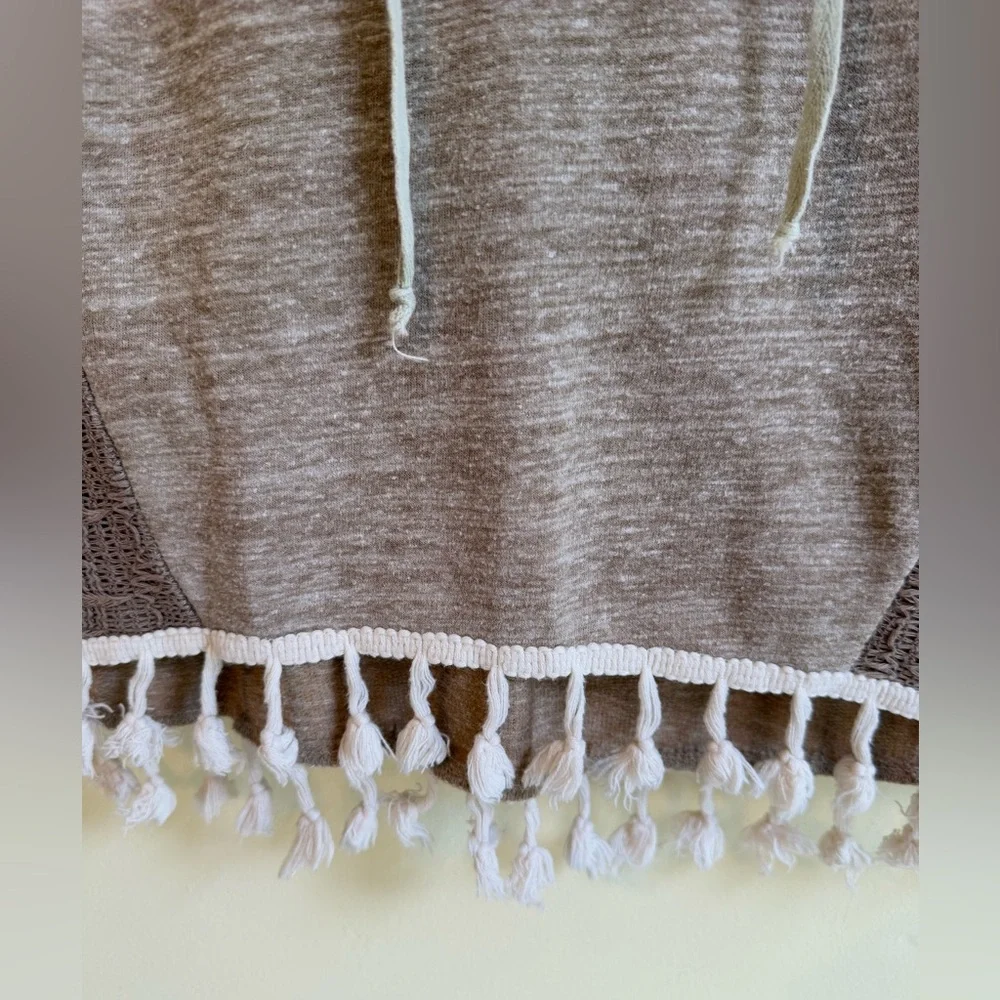 Hayden Girls Taupe Hooded Sweater with Fringe *GOOD USED CONDITION*